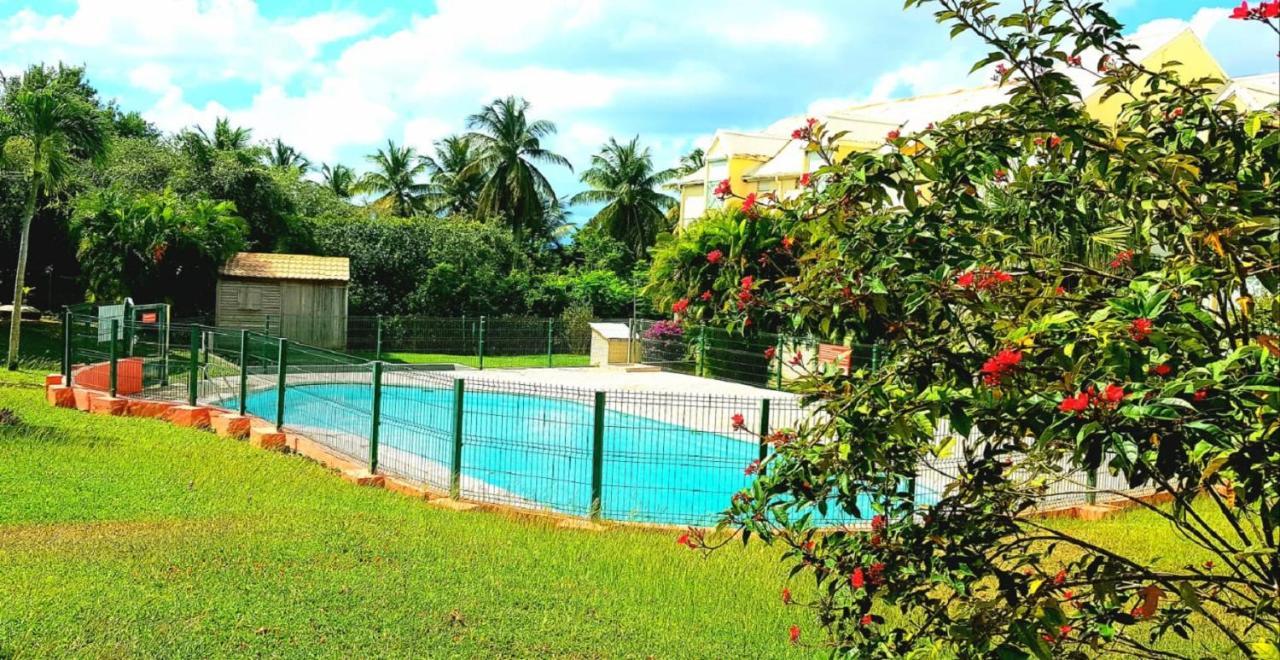 Le Studio Oncle Sam - Acces Piscine Et Plage Le Gosier  Bagian luar foto
